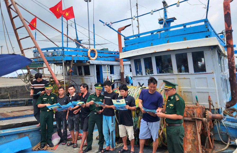 Thanh Hóa giảm 96% tàu cá mất kết nối VMS, tăng tốc gỡ “thẻ vàng” IUU - ảnh 1