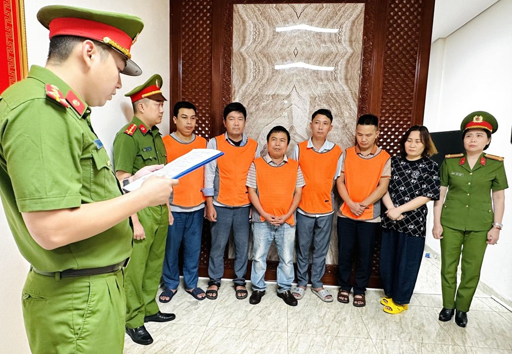 Khởi tố 9 bị can lập khống hồ sơ thí nghiệm công trình, mua bán hóa đơn - ảnh 1