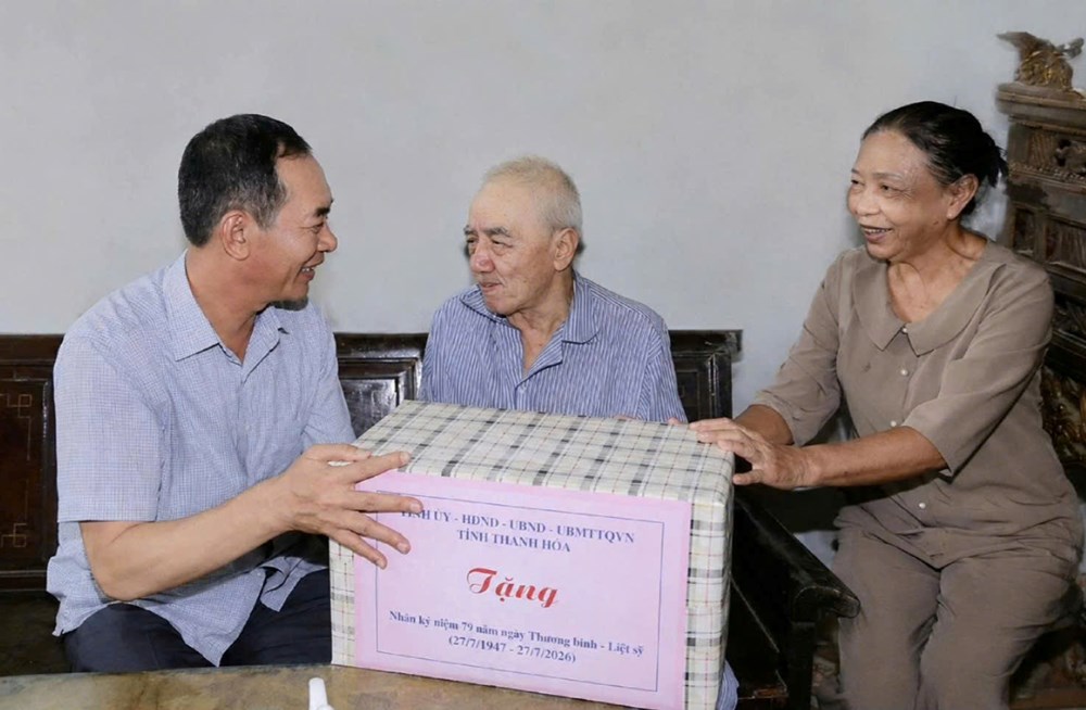 Lãnh đạo tỉnh Thanh Hóa tri ân người có công dịp 27.7 - ảnh 2