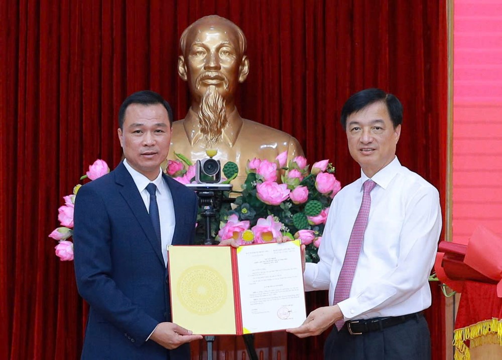 Thiếu tướng Tô Anh Dũng được bầu giữ chức Chủ tịch UBND tỉnh Thanh Hóa - ảnh 1