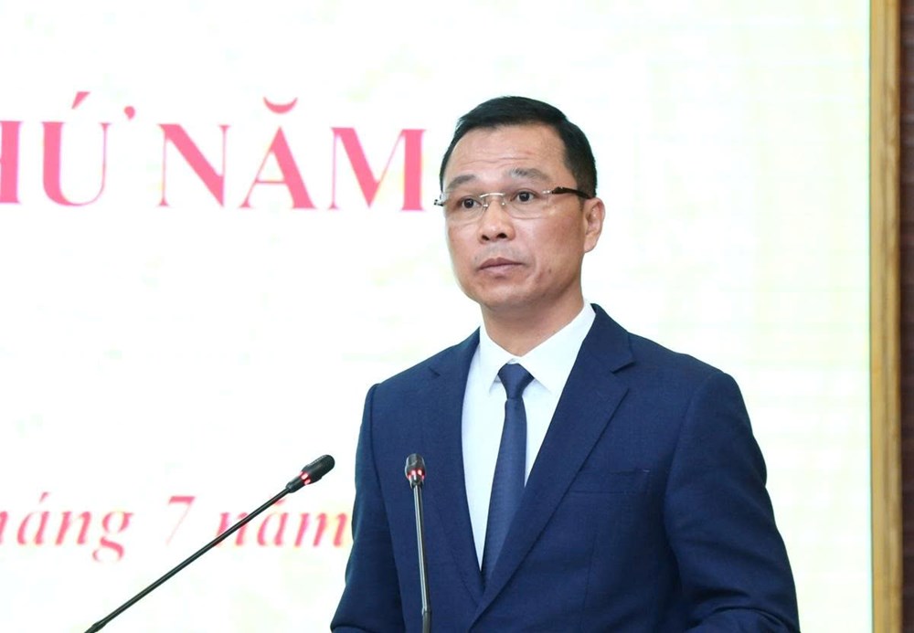 Thiếu tướng Tô Anh Dũng được bầu giữ chức Chủ tịch UBND tỉnh Thanh Hóa - ảnh 3