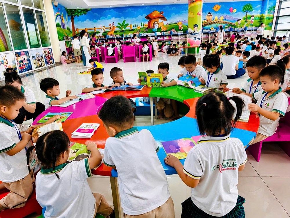 Ươm mầm tình yêu sách từ những trang đầu đời - ảnh 2
