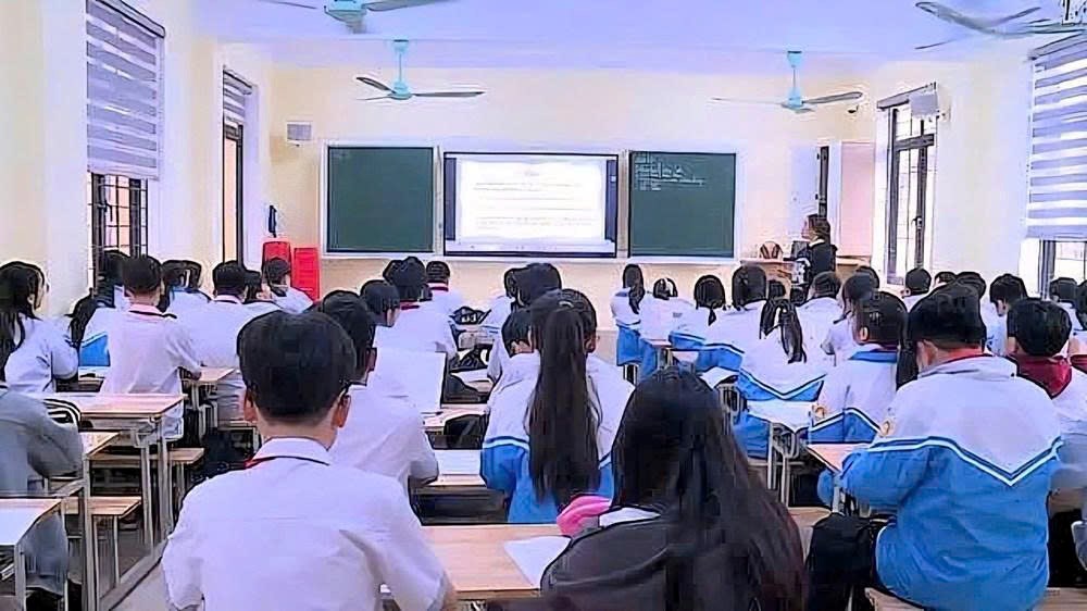 Thanh Hóa hoàn thành tổ chức lại trường học trước ngày 20.8 - ảnh 1