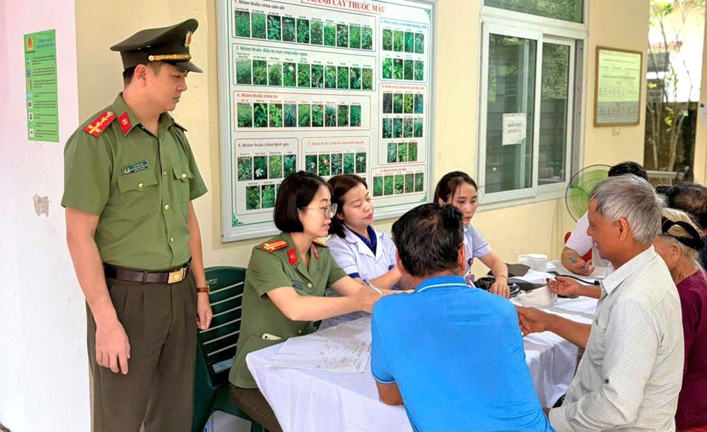 Những việc làm nhỏ, lan tỏa tinh thần gần dân của Công an Thanh Hóa - ảnh 2