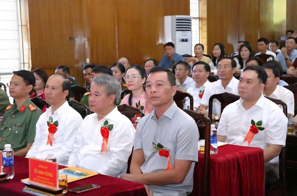 Khi người dân cùng giữ bình yên từ cơ sở - ảnh 1