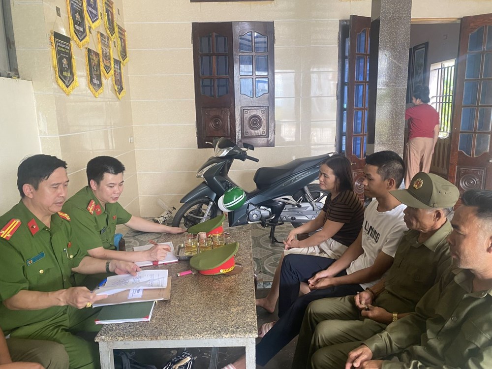 Gỡ những nút thắt từ cơ sở, giữ bình yên cho nhân dân - ảnh 3
