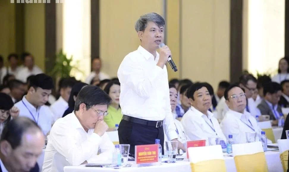 Chủ tịch Thanh Hóa: “Nghĩ cùng doanh nghiệp - Làm cùng doanh nghiệp - Thành công cùng doanh nghiệp” - ảnh 2