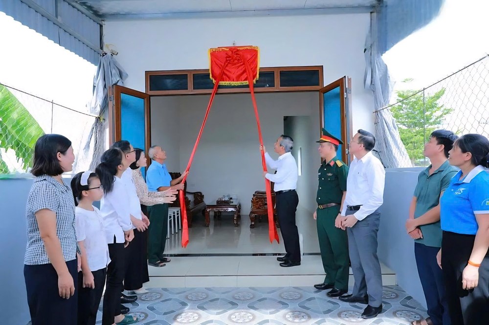 Những mái nhà mới, những nghĩa tình còn mãi - ảnh 5