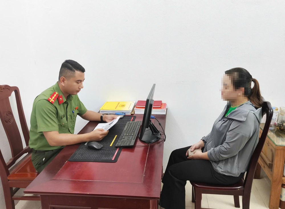 Hai người bị phạt vì đăng thông tin sai sự thật trên Facebook - ảnh 2