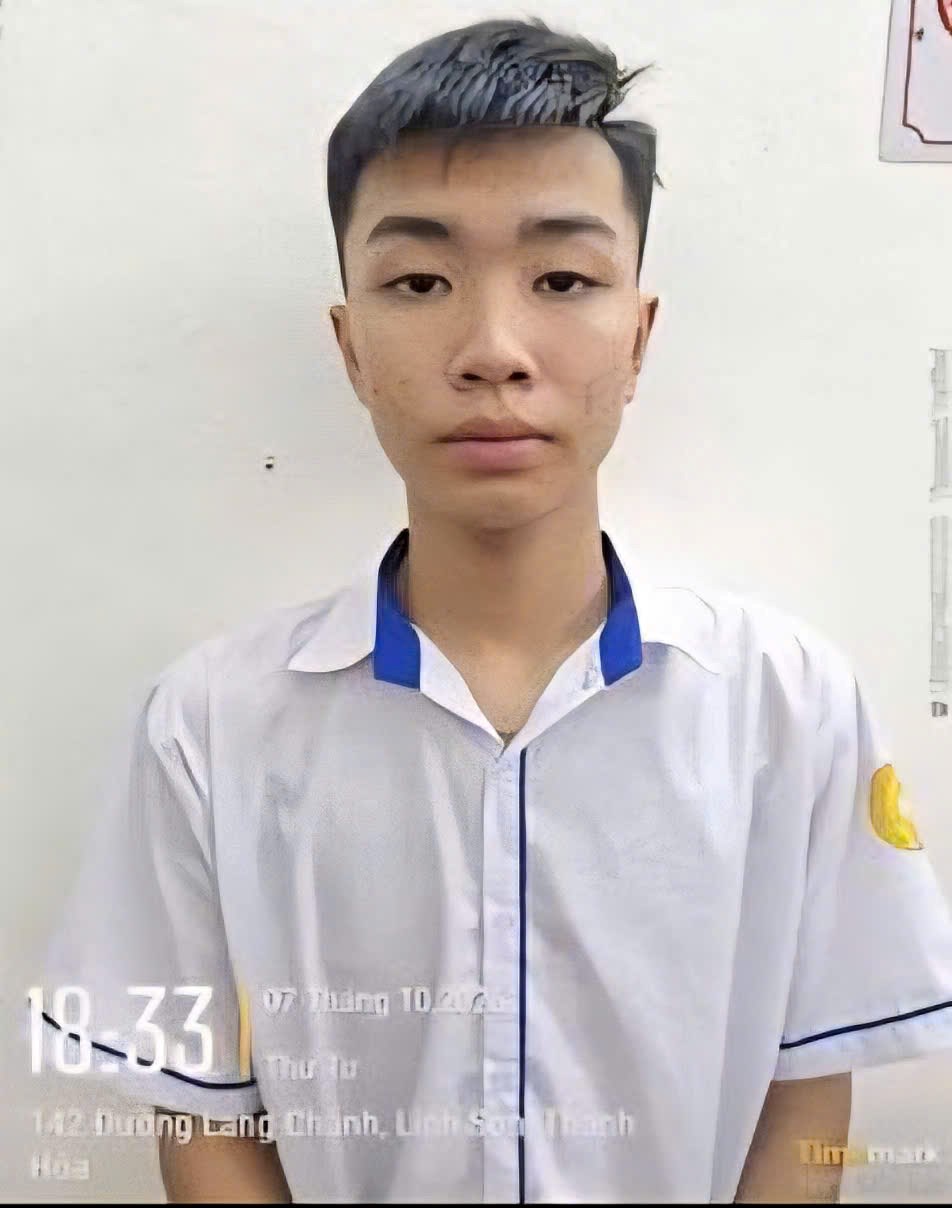 Hai thiếu niên bị chém trọng thương sau màn thách thức vô cớ - ảnh 1
