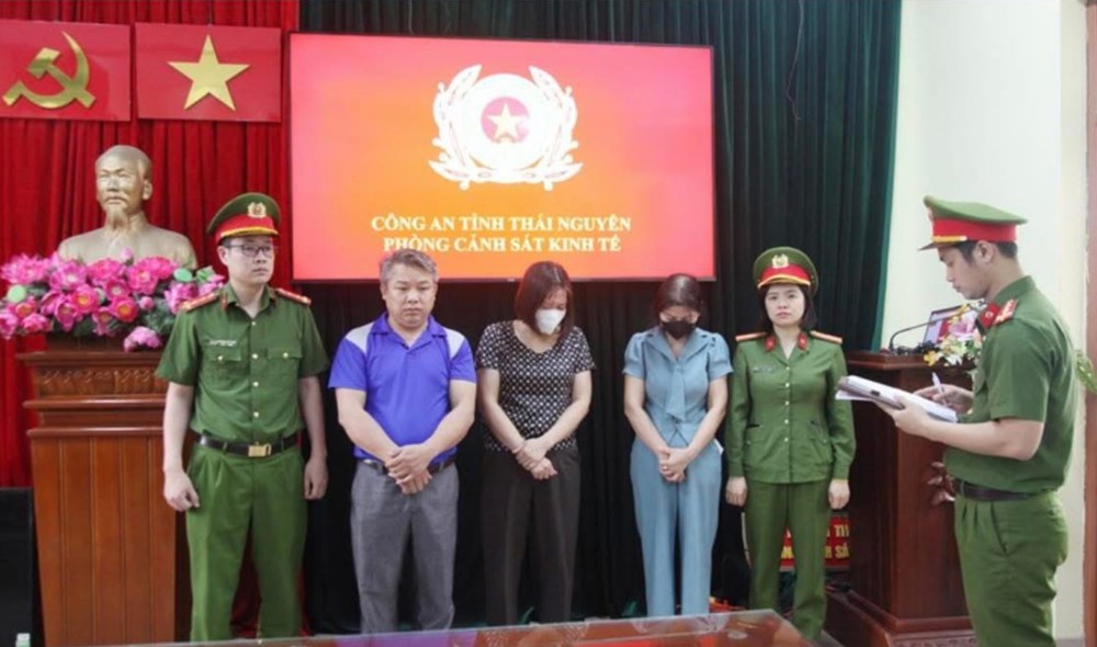 Bắt nguyên hiệu trưởng nhận hối lộ trong cung cấp thực phẩm trường học ở Thái Nguyên - ảnh 1