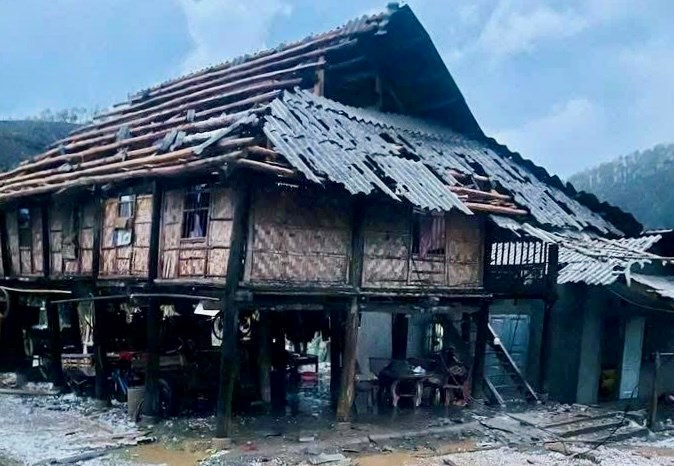 Mưa đá xuất hiện, dông lốc gây thiệt hại tài sản tại Thái Nguyên - ảnh 4