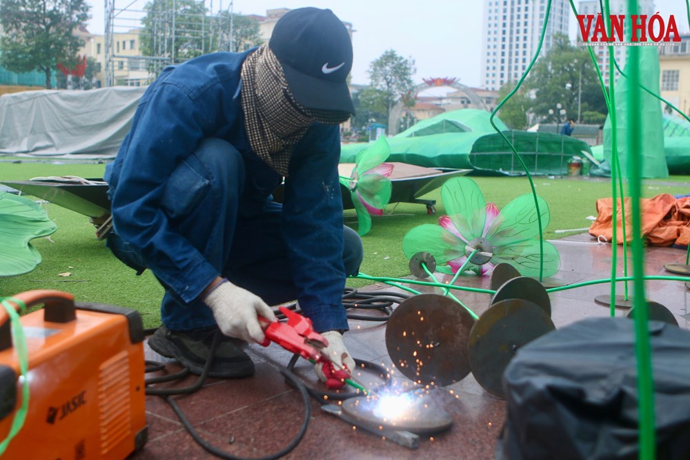 Đội nắng thi công hạ tầng cho đêm giao hưởng giữa non ngàn Thái Nguyên - ảnh 2