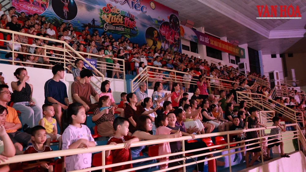Gala xiếc hút khán giả nhí ở Thái Nguyên - ảnh 8