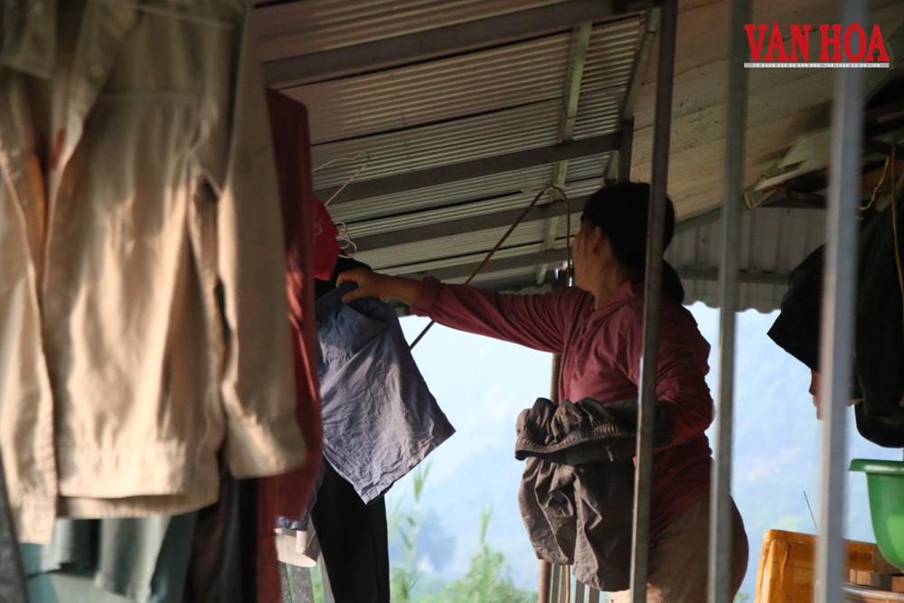 Những căn nhà không số ở xóm chài ven sông Lô - ảnh 9