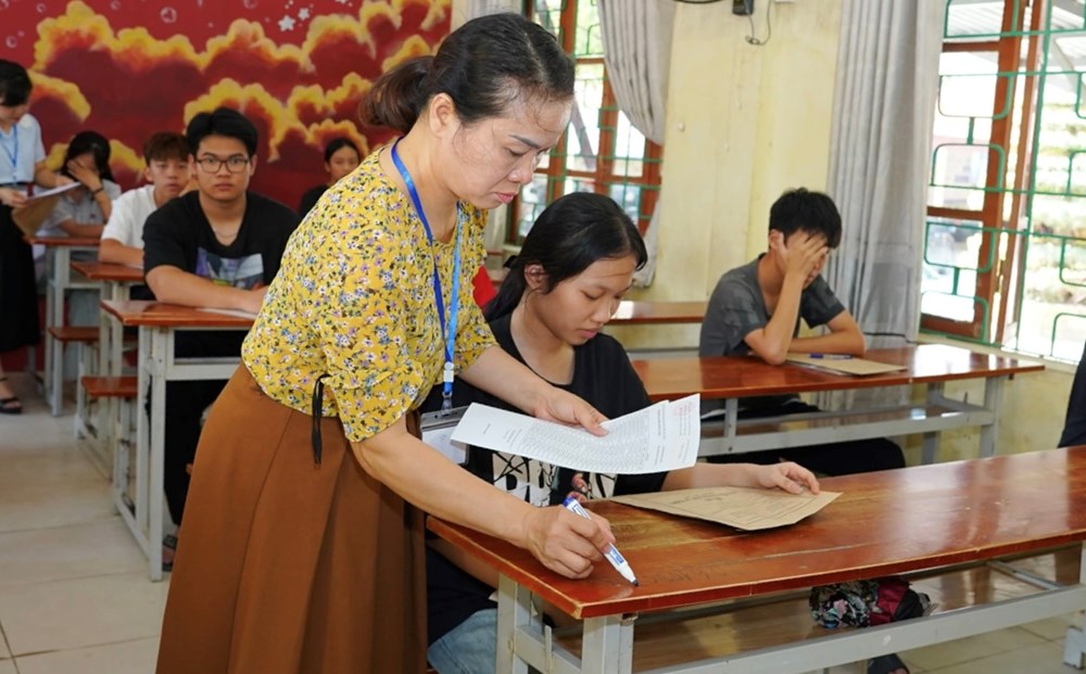 Hơn 22.500 thí sinh Thái Nguyên làm thủ tục dự thi lớp 10 - ảnh 1