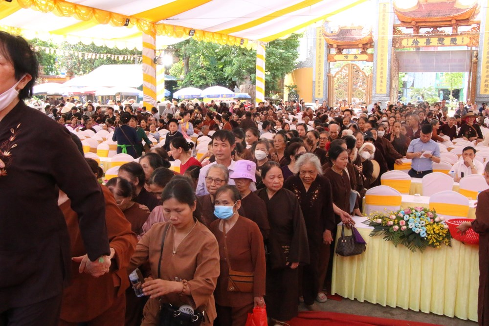 Đông đảo tăng ni, phật tử dự Đại lễ Phật đản tại Thái Nguyên - ảnh 3