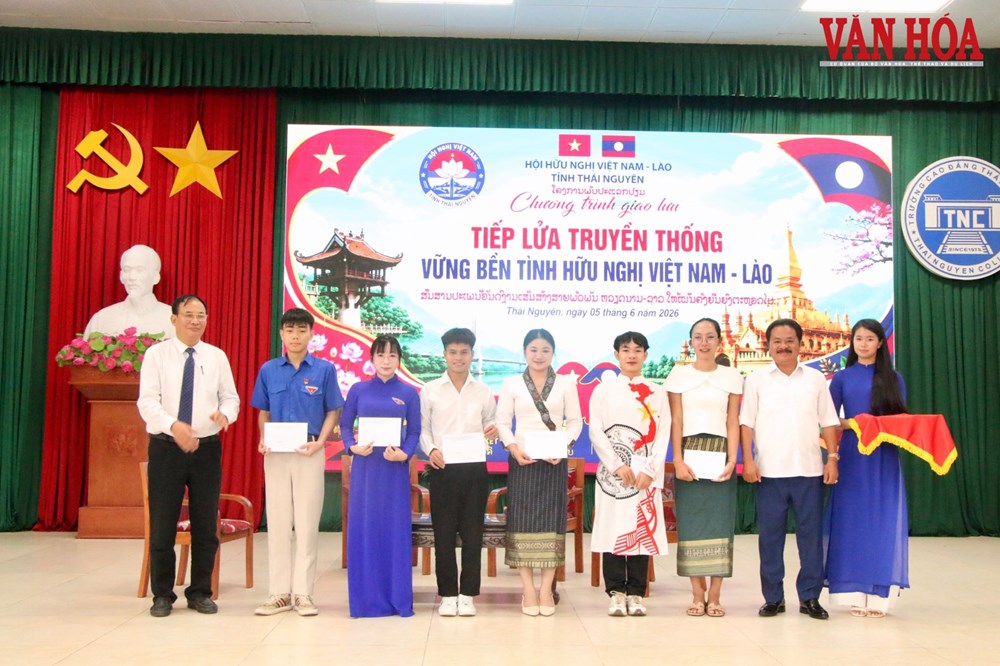 Tiếp lửa truyền thống tình hữu nghị Việt - Lào  - ảnh 7