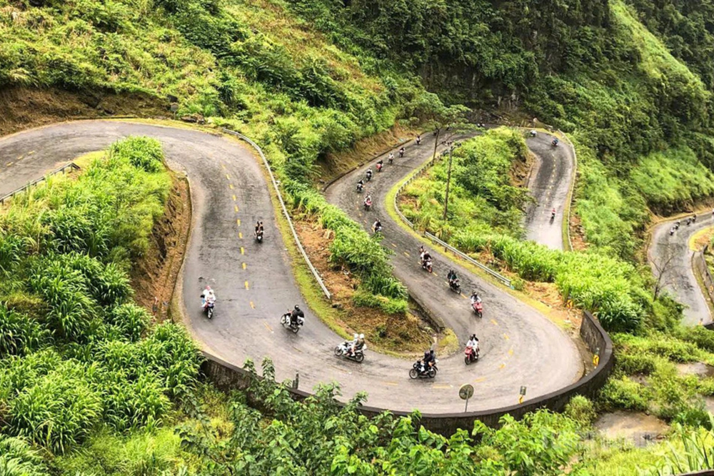 Tuyên Quang siết quản lý tour xe máy trên các tuyến du lịch trải nghiệm - ảnh 3