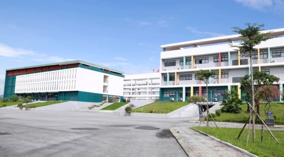 Chủ tịch tỉnh Tuyên Quang chỉ đạo sau vụ gần 150 điểm 10 Toán của học sinh trường chuyên - ảnh 2