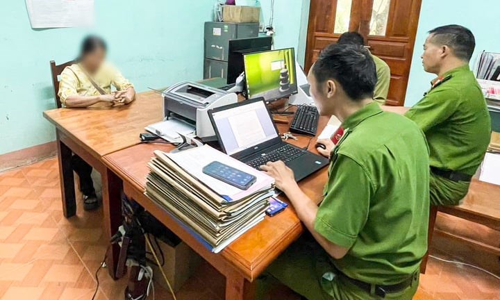 Tuyên Quang xử lý người tung tin sai sự thật sau họp báo thông tin vụ thi cử - ảnh 1
