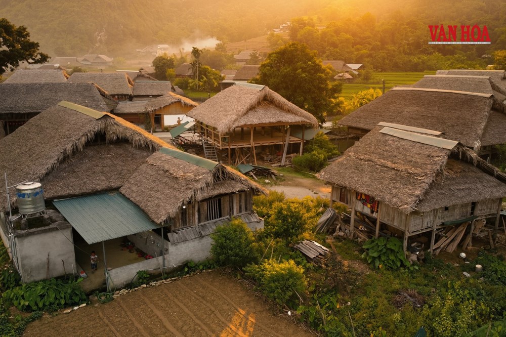 Về thôn Tha “nghe” khói nếp kể chuyện bản Tày 800 năm tuổi - ảnh 7
