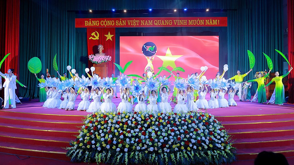 Lễ kỷ niệm 70 năm Báo và PTTH Thái Nguyên - ảnh 3