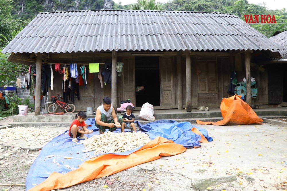 Kỳ 1 - Khi mầm chữ trổ bông trên nương đá Bản Tèn - ảnh 4