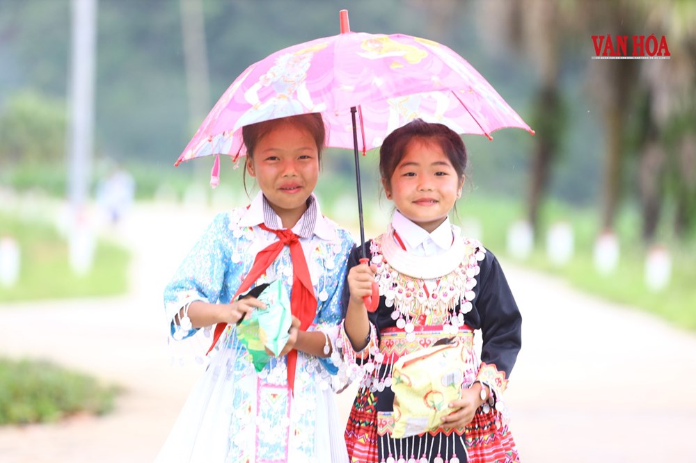 Sắc màu văn hóa trong ngày khai giảng giữa núi rừng Thái Nguyên - ảnh 7