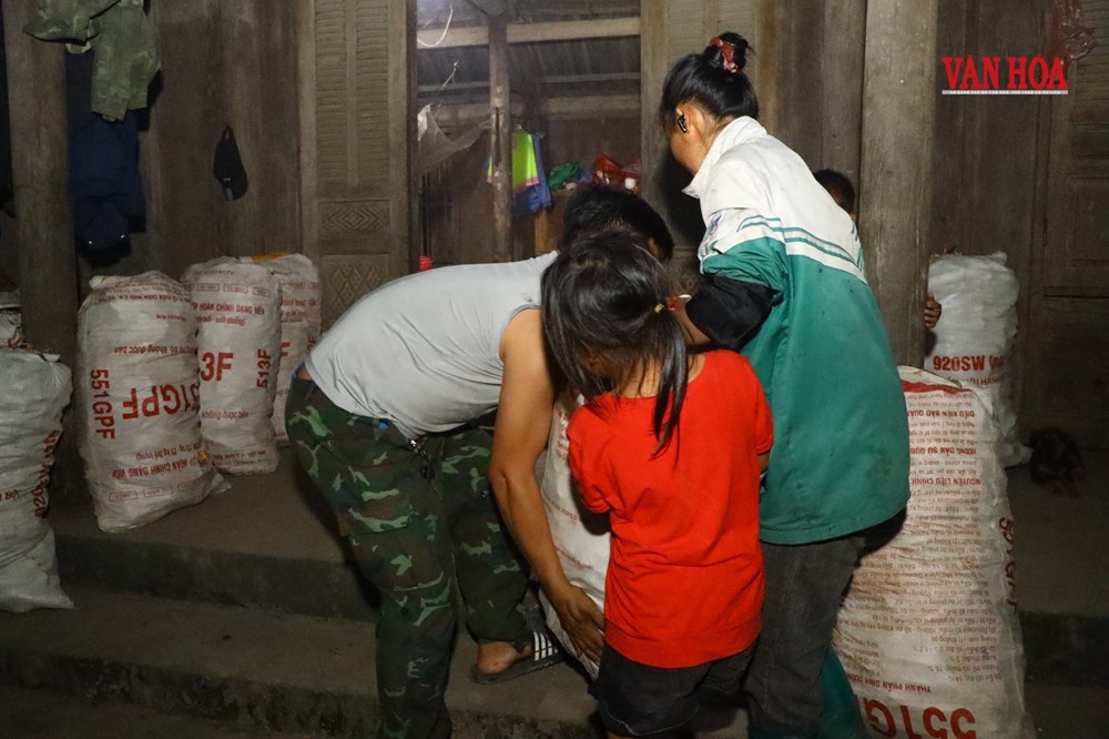 Kỳ 1 - Khi mầm chữ trổ bông trên nương đá Bản Tèn - ảnh 8