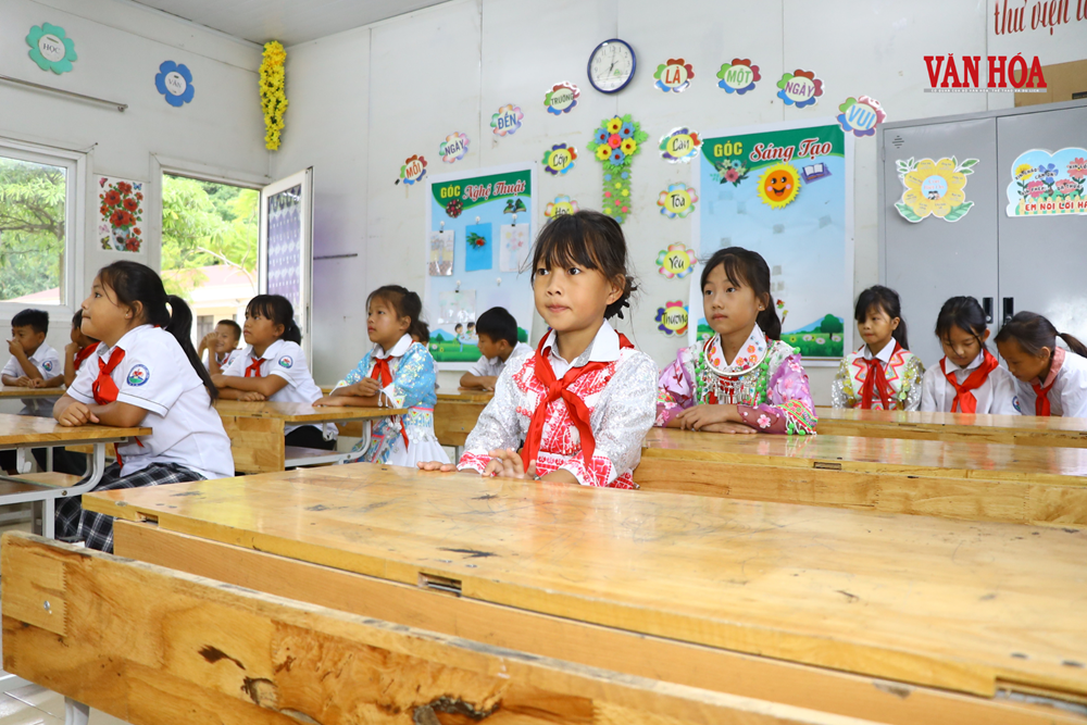 Sắc màu văn hóa trong ngày khai giảng giữa núi rừng Thái Nguyên - ảnh 11