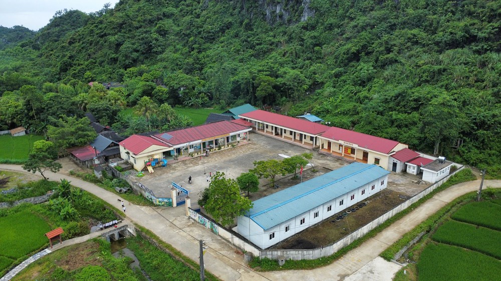 Kỳ 2 - Hành trình “gánh” chữ cắm rễ tri thức giữa đại ngàn ở Thái Nguyên - ảnh 2