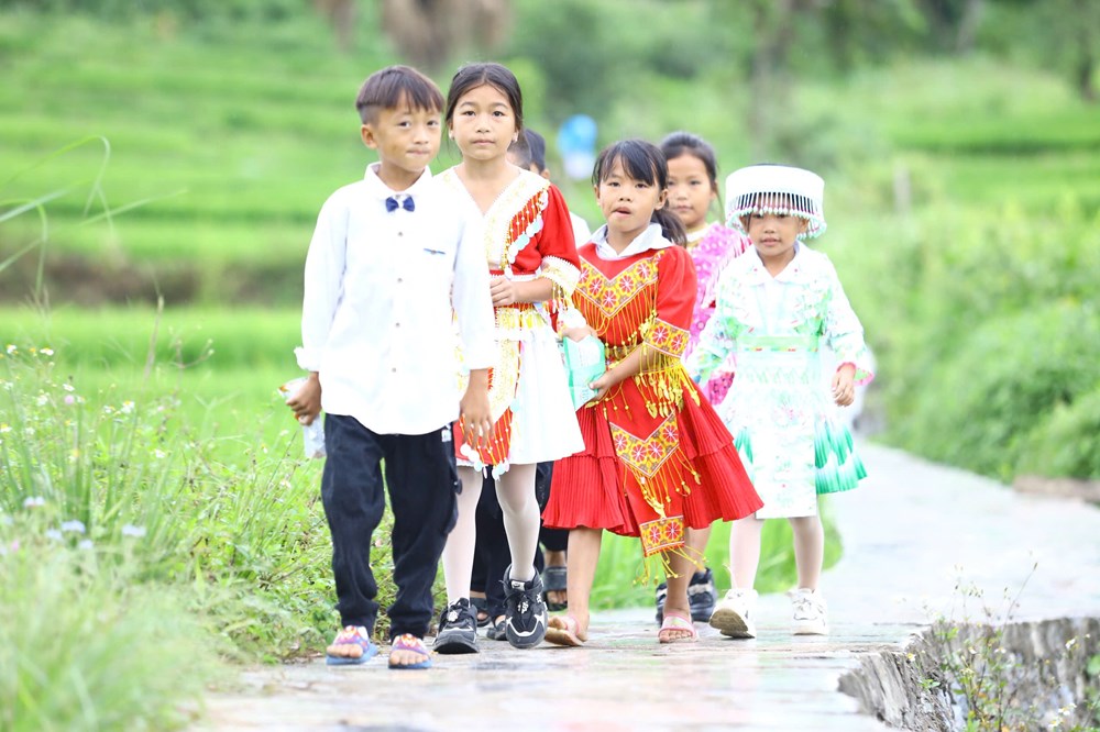Kỳ 2 - Hành trình “gánh” chữ cắm rễ tri thức giữa đại ngàn ở Thái Nguyên - ảnh 6