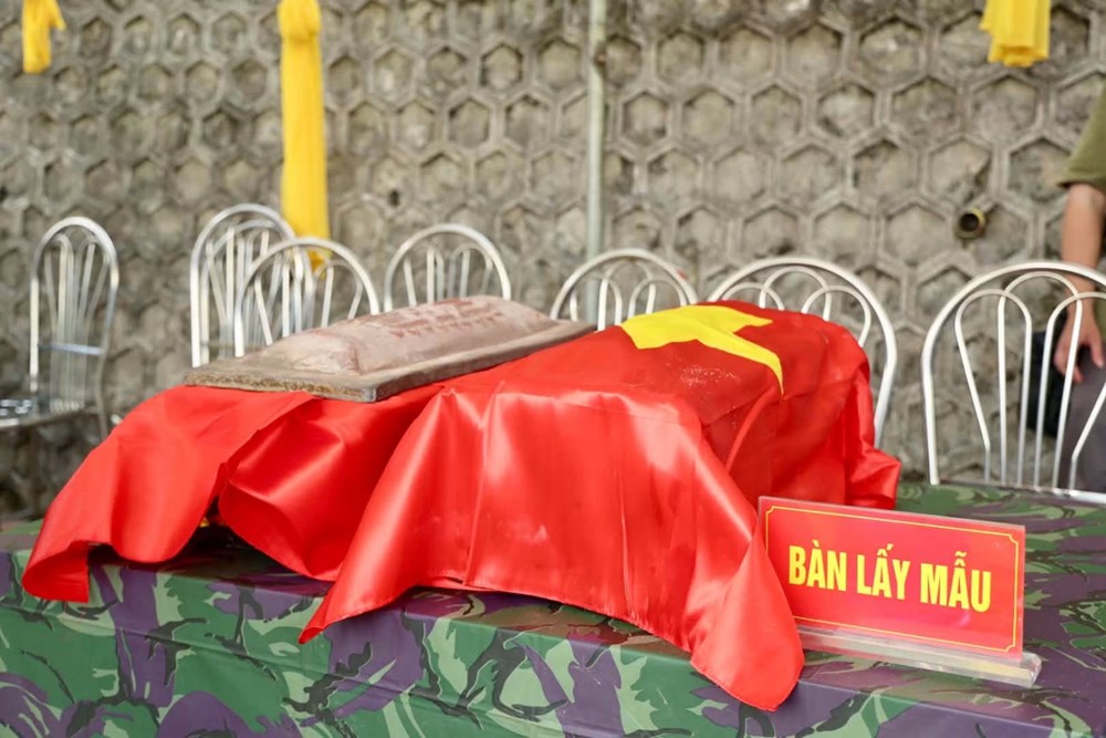 Lấy mẫu ADN 12 hài cốt liệt sĩ chưa rõ danh tính ở Thái Nguyên - ảnh 2