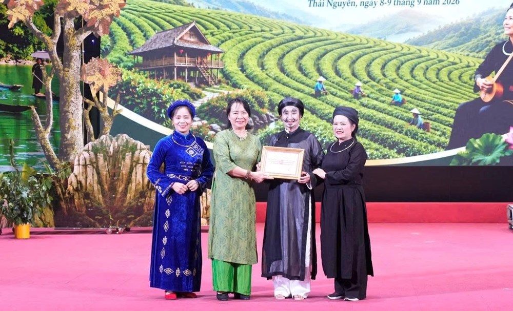 Thái Nguyên tỏa sáng tại Liên hoan Tiếng hát dân ca người cao tuổi - ảnh 1