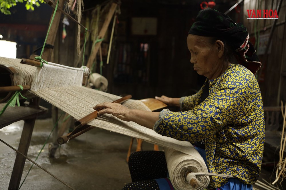 Kỳ 1 - Giữ hồn cốt nghề dệt vải lanh trong nếp sống người Mông - ảnh 3