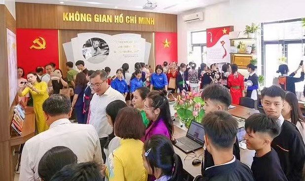 Lào Cai mở không gian số với gần 2.000 tư liệu về Bác Hồ - ảnh 2