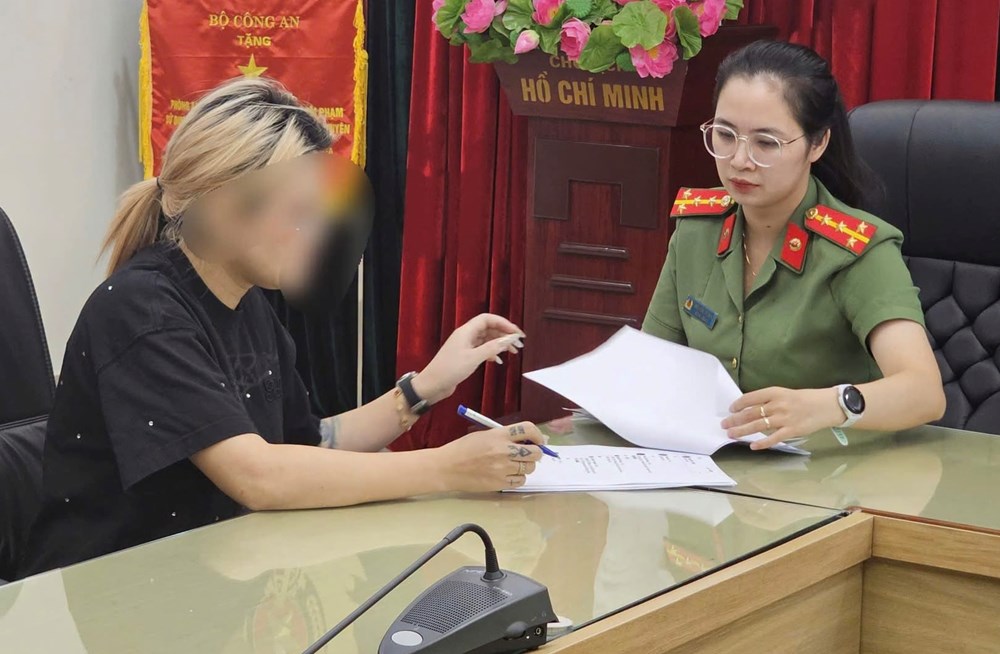Công an mời 2 người phát tán hình ảnh vụ chặn ô tô ở Thái Nguyên lên làm việc - ảnh 2