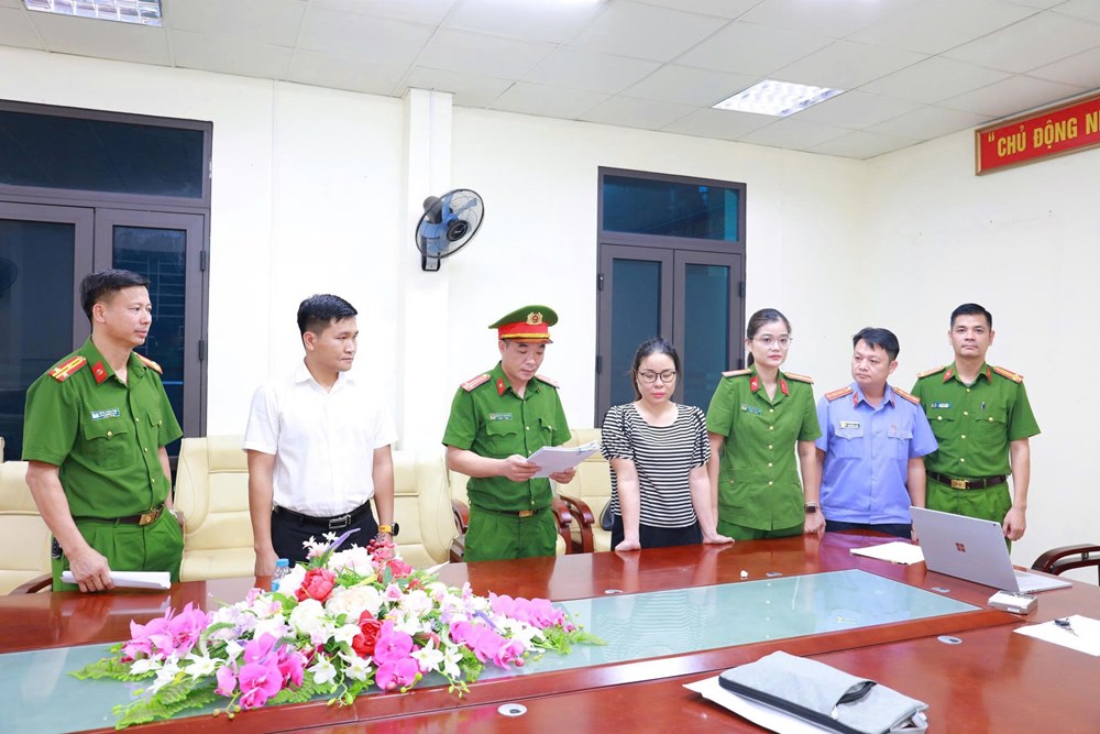 Khởi tố nguyên kế toán chiếm đoạt hàng chục tỉ đồng ở Lào Cai - ảnh 1