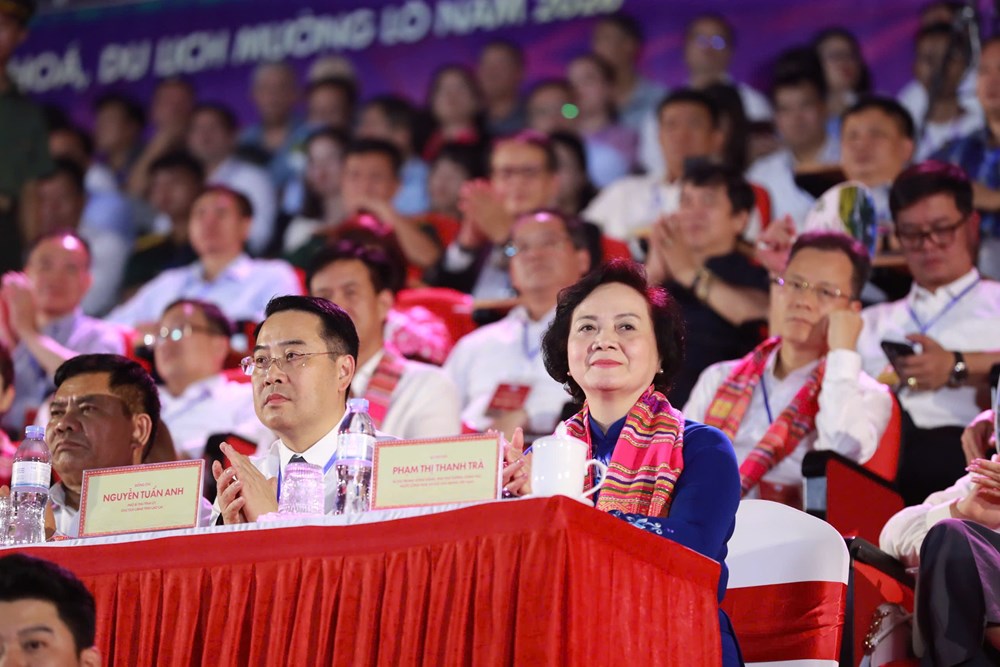 Khai mạc Lễ hội Mường Lò 2026, tôn vinh nghệ thuật Xòe Thái - ảnh 1