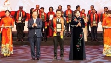 Thái Nguyên có 5 đại diện được vinh danh vì cộng đồng - ảnh 3