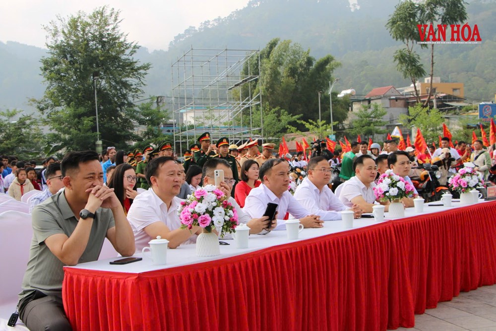 100 mô tô chinh phục đèo Mã Pì Lèng quảng bá du lịch Tuyên Quang - ảnh 4