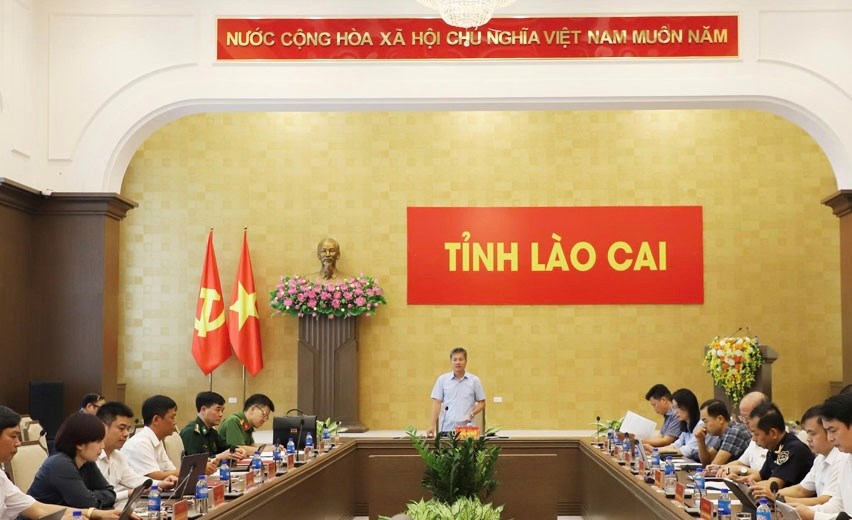 Lào Cai xử lý gần 2.000 vụ buôn lậu trong 9 tháng đầu năm - ảnh 1
