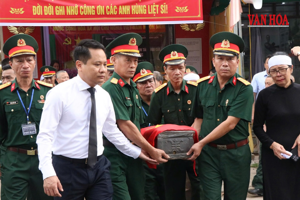 Thái Nguyên tổ chức lễ truy điệu, an táng liệt sĩ Lê Tước sau gần 80 năm tìm kiếm - ảnh 3