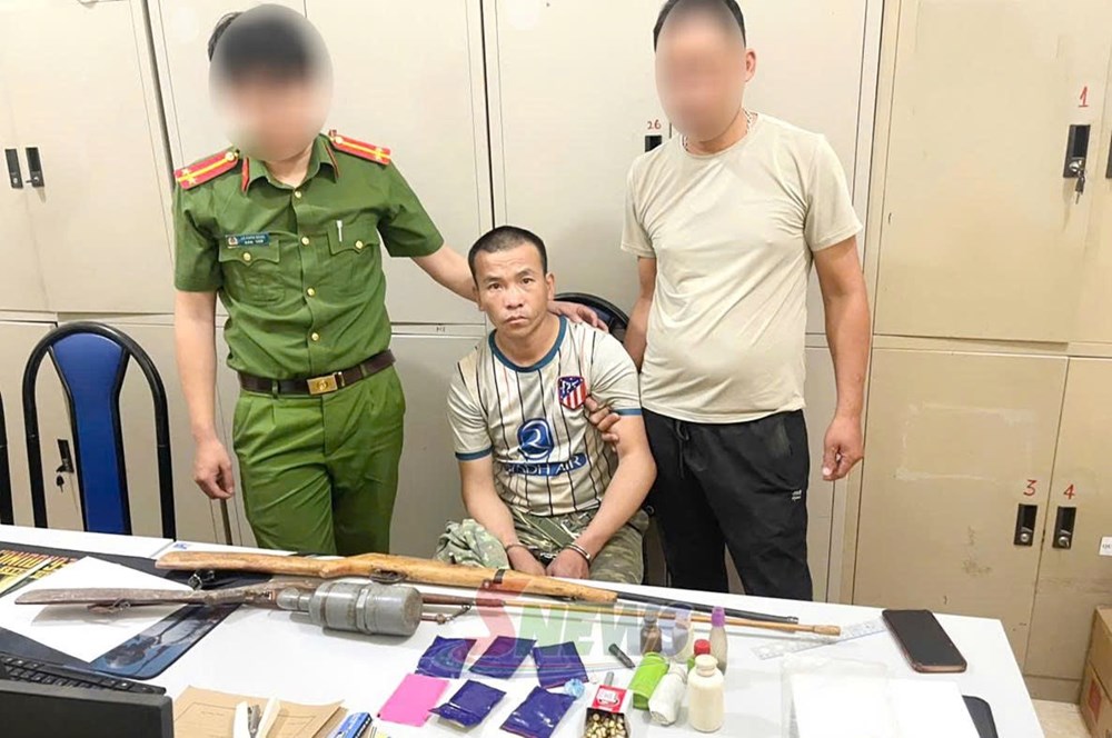 Bắt giữ đối tượng tàng trữ, mua bán trái phép ma tuý số lượng lớn tại Sơn La - ảnh 1