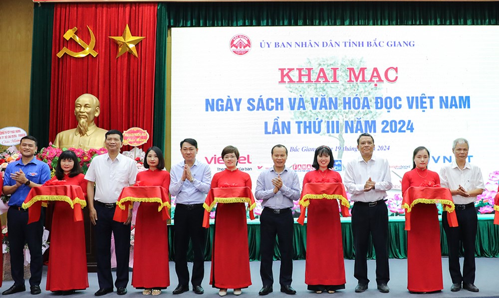 Bắc Giang hưởng ứng Ngày Sách và Văn hóa đọc năm 2024 - ảnh 1
