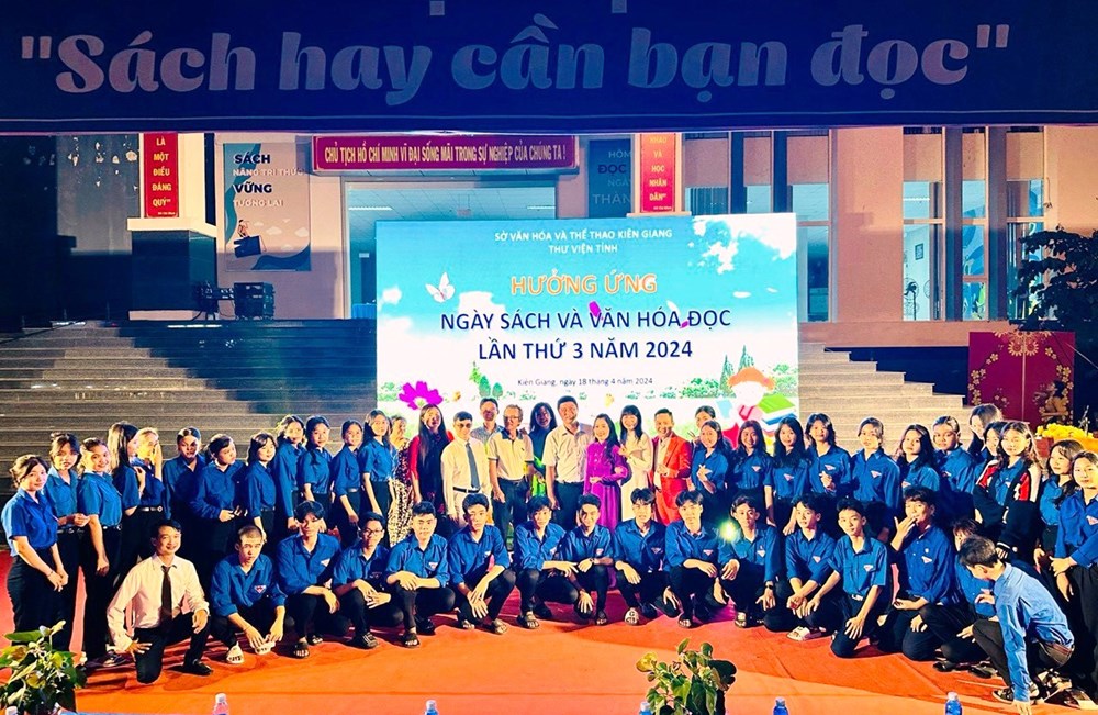 Kiên Giang hưởng ứng Ngày Sách và Văn hoá đọc Việt Nam 2024 - ảnh 2