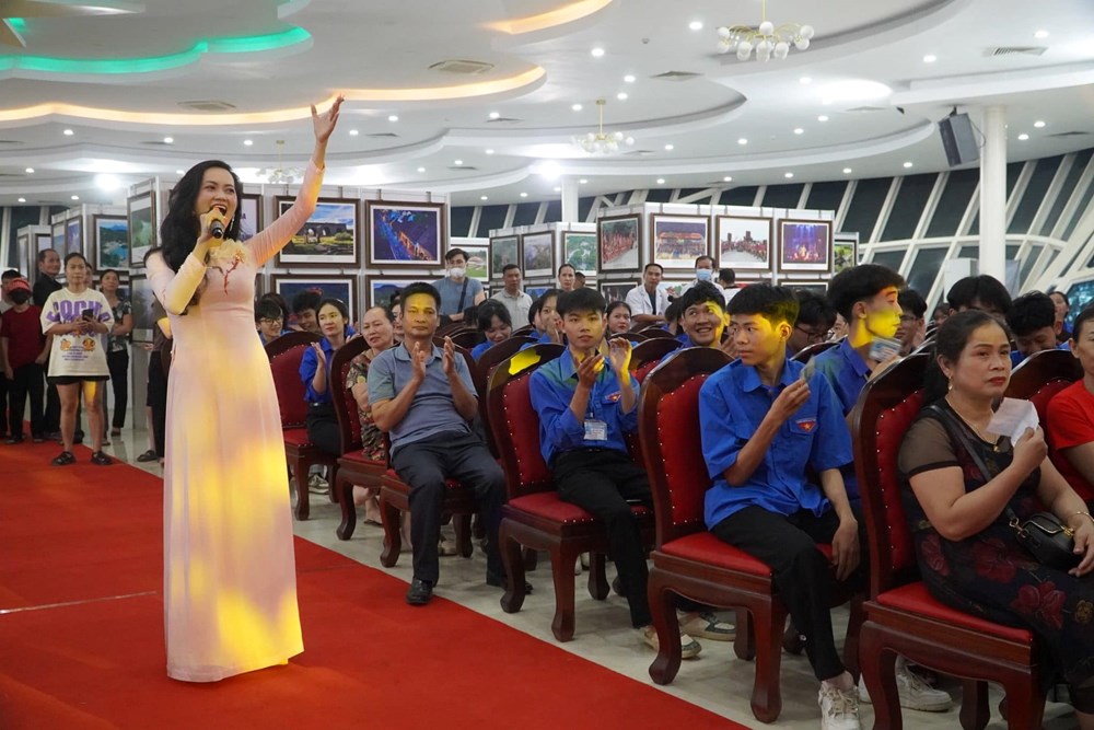Tuổi trẻ Điện Biên tìm hiểu các miền di sản và danh thắng Việt Nam - ảnh 6
