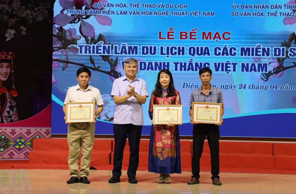 Bế mạc triển lãm “Du lịch qua các miền di sản và danh thắng Việt Nam” - ảnh 3