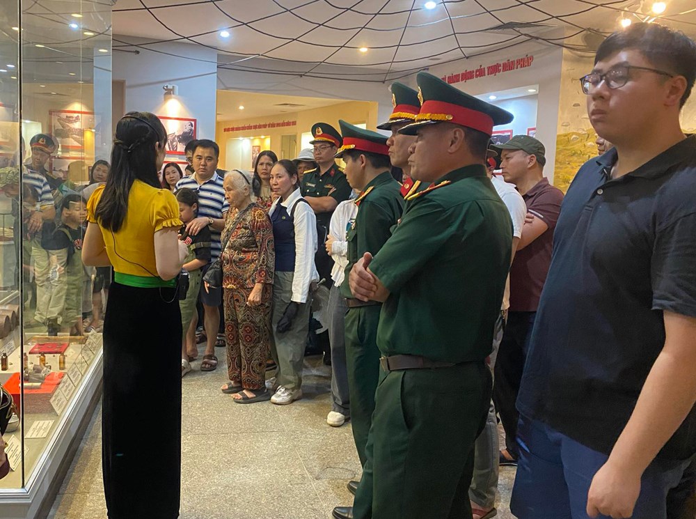 Miễn phí tham quan các điểm di tích lịch sử quốc gia đặc biệt Chiến trường Điện Biên Phủ - ảnh 1